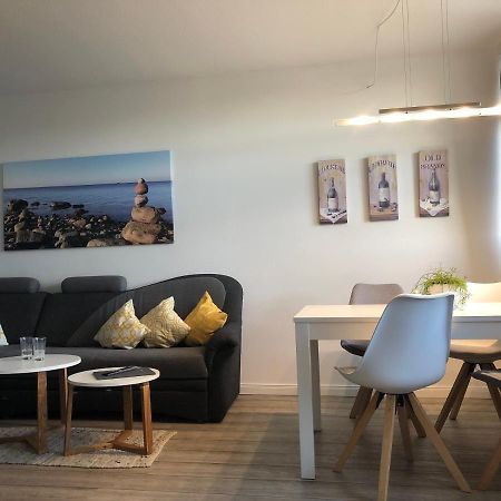 Ferienwohnung Sandkueste Mit Strandkorb & Indoor Spielplatz Heiligenhafen Exterior photo